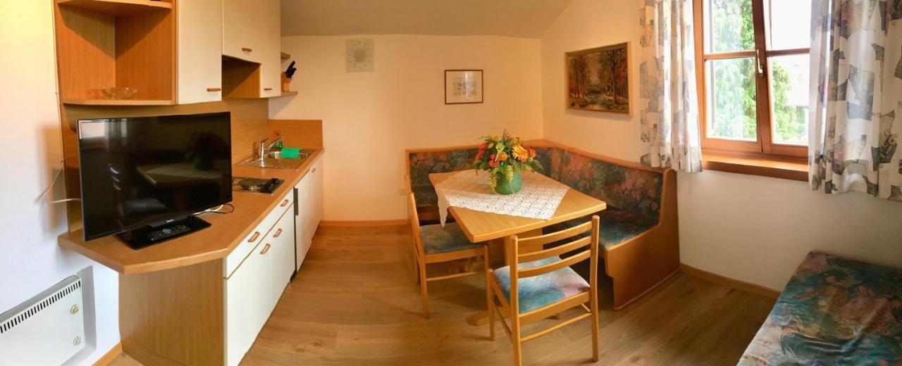 Garni Guflhof Bed & Breakfast Caldaro Bagian luar foto